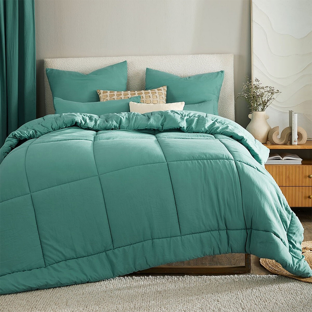 Ensemble d'édredon matelassé à grille unie Isadora