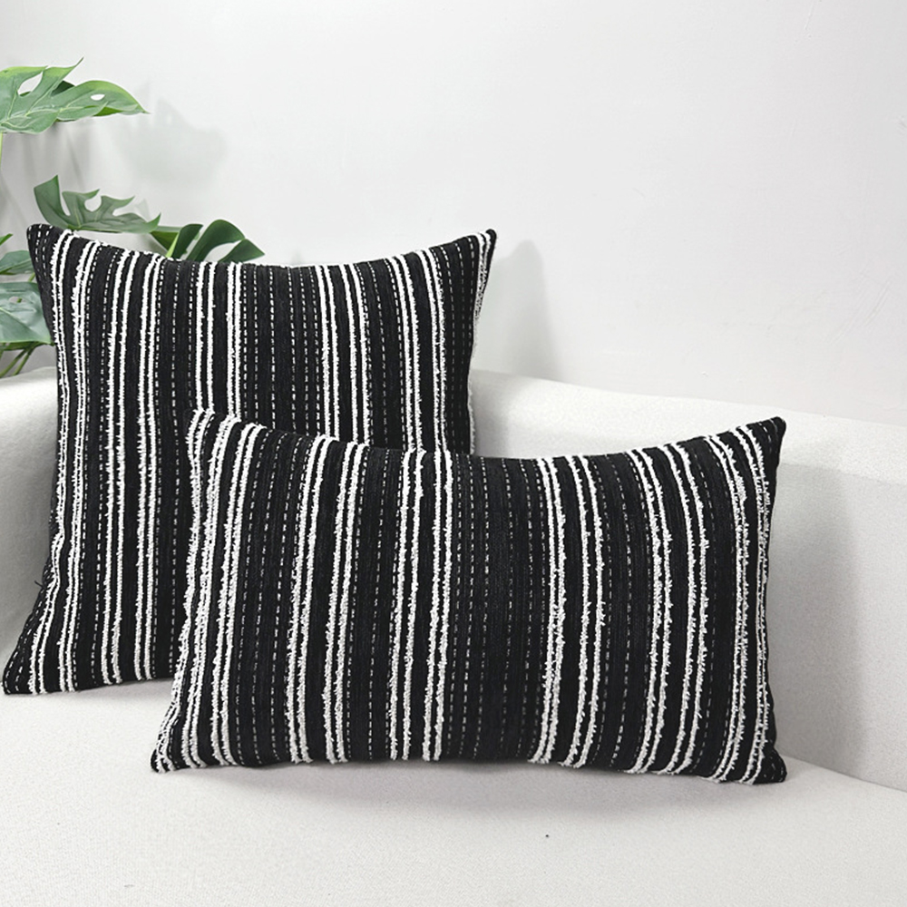Coussin déco coussin texturé chenille rayée